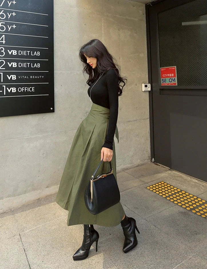 Back Bow Formal Pleated Skirt