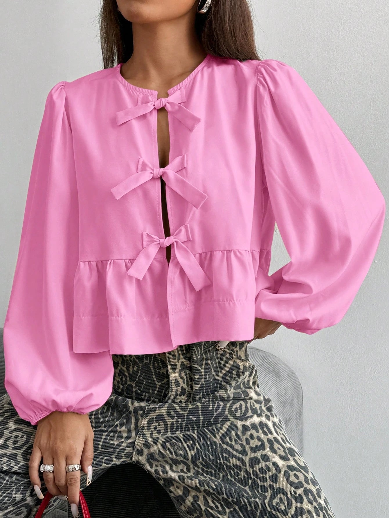 Women Front Bow Short Top – BE BOSY