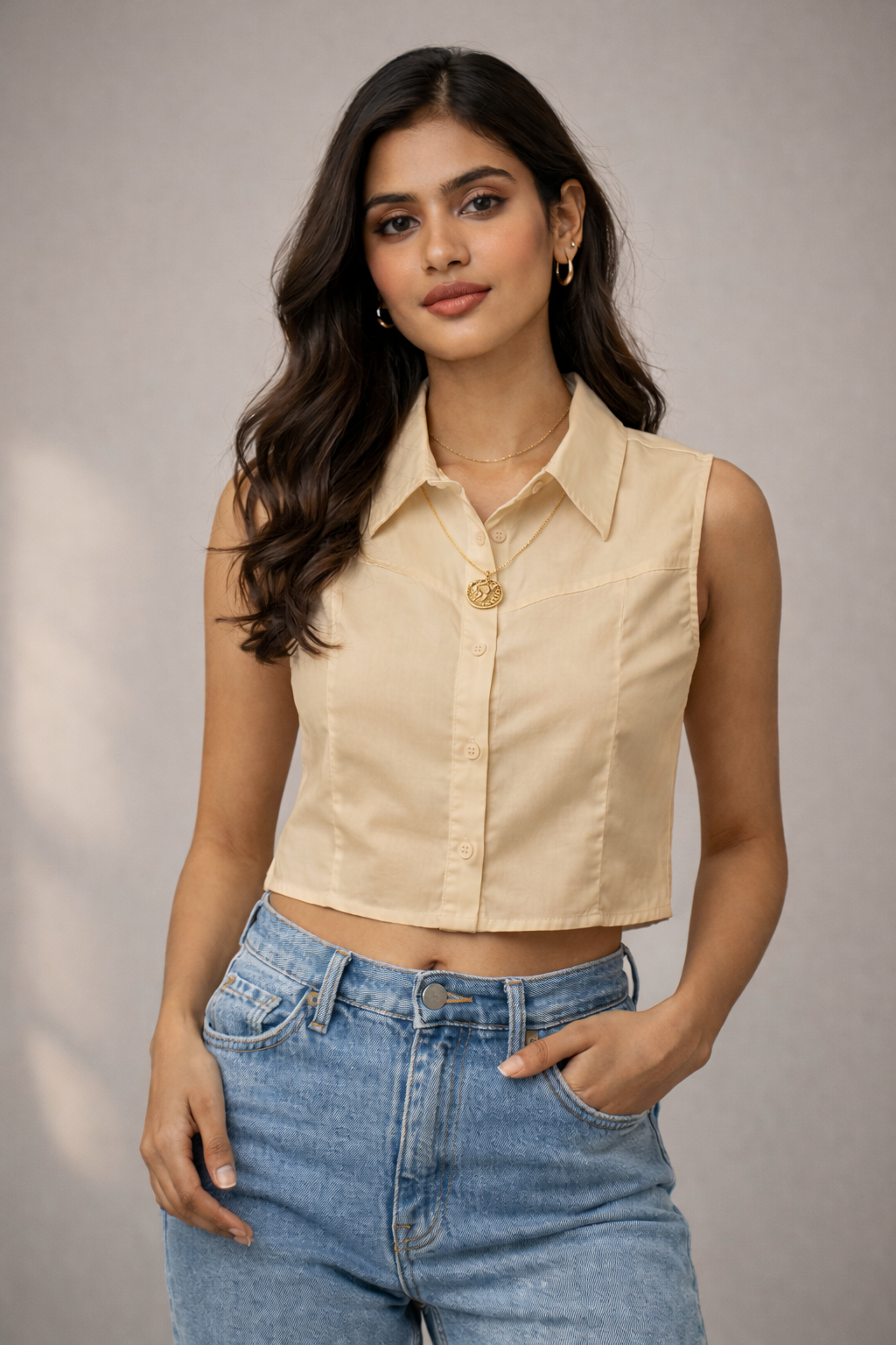 BE BOSY Women’s Solid Sleeveless Casual Shirt