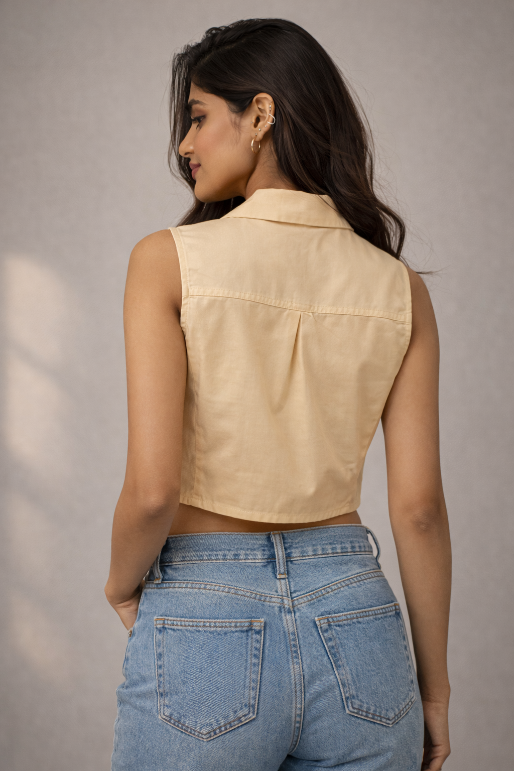 BE BOSY Women’s Solid Sleeveless Casual Shirt