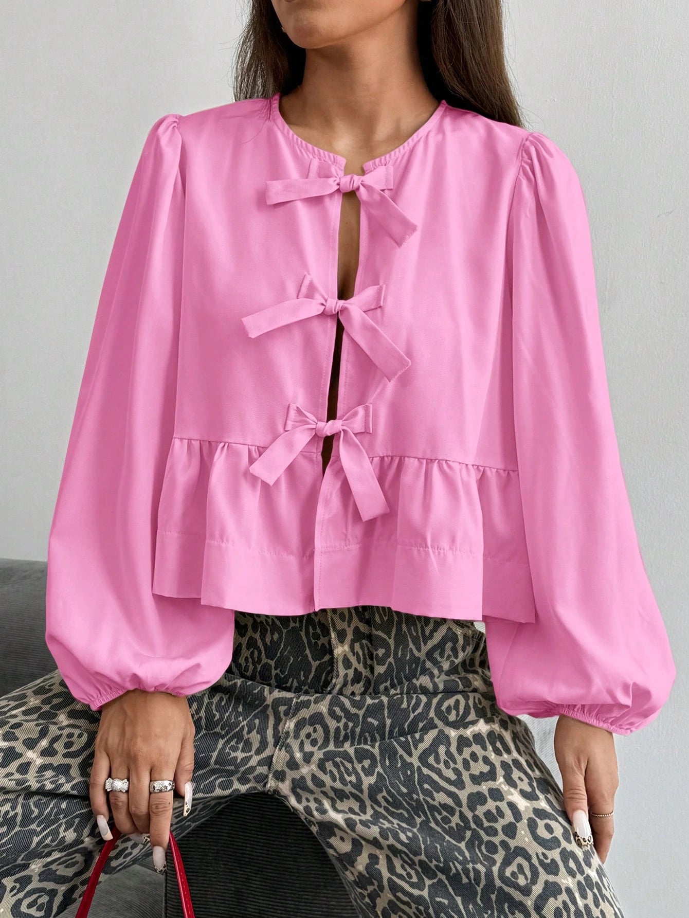 Women Front Bow Short Top