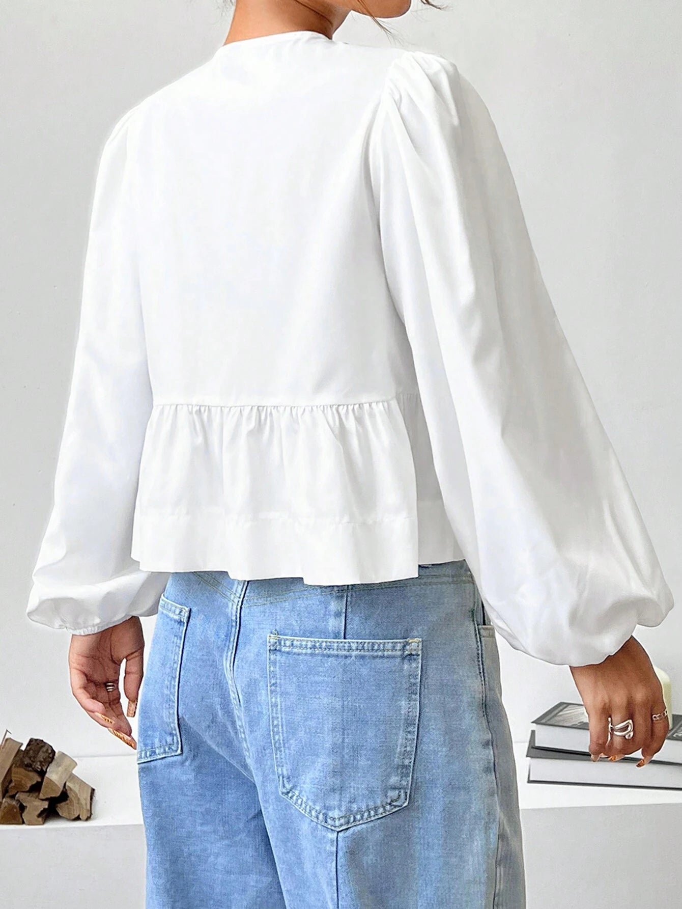Women Front Bow Short Top