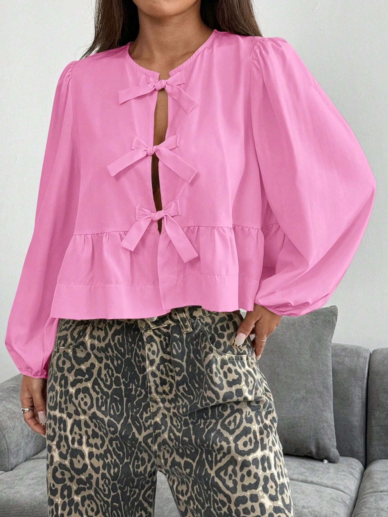 Women Front Bow Short Top