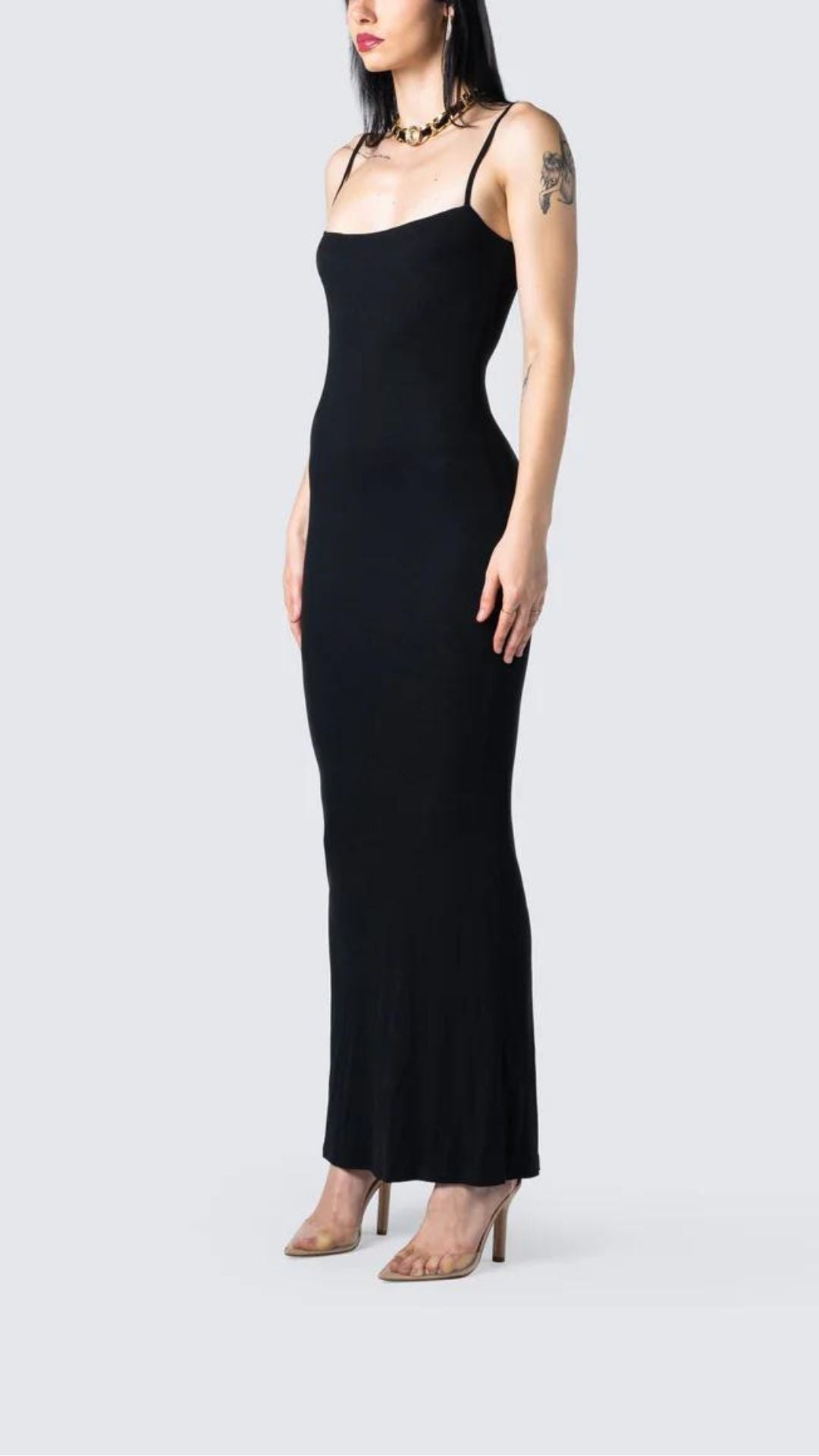 Black Maxi Bodycon Dress – Sleek and Sophisticated