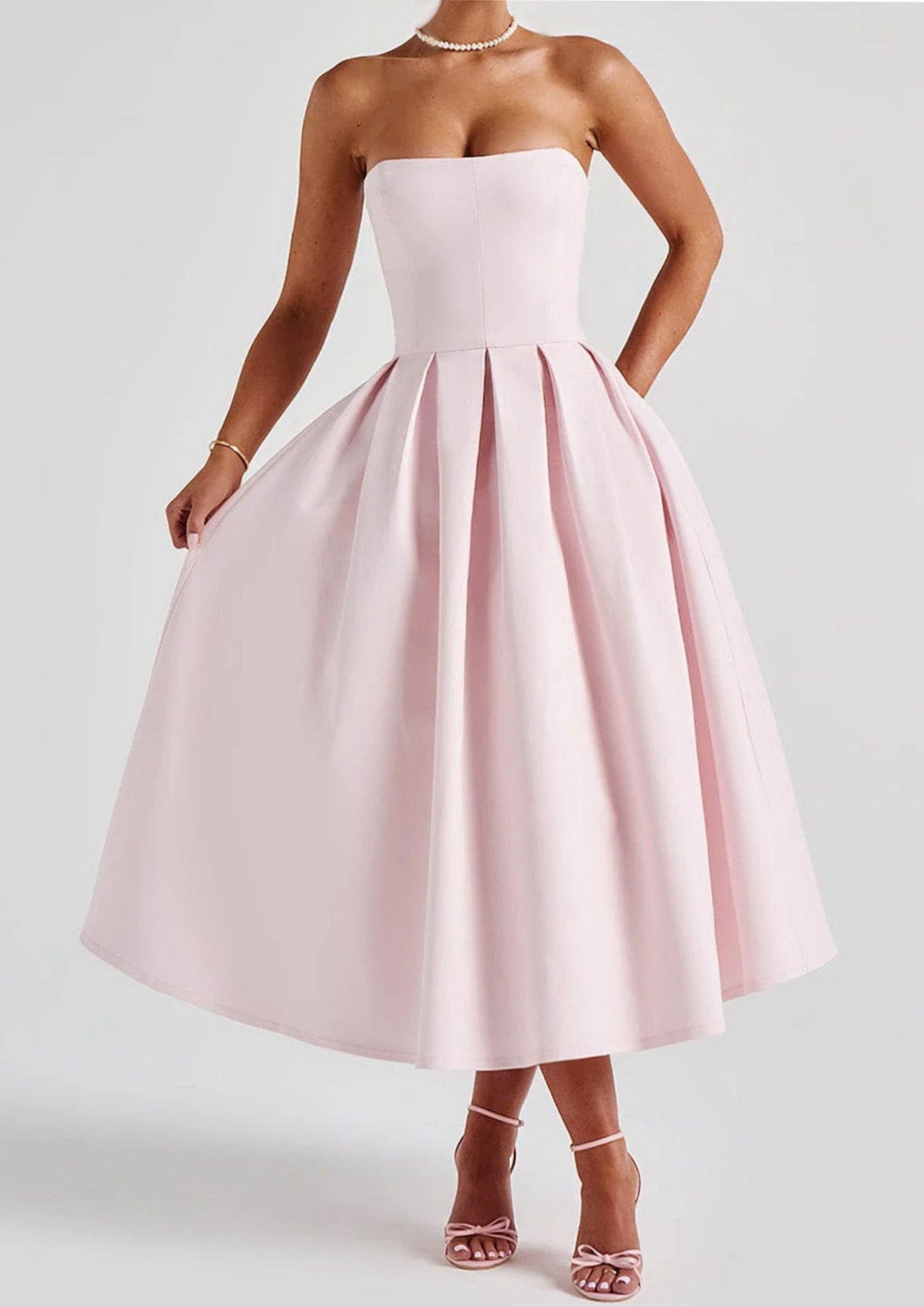 Elegant Flared Sleeveless Long Dress – Soft Pink Perfection